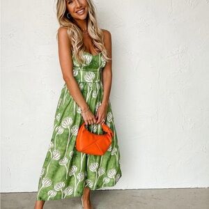 Green Halter Sleeveless Maxi Sundress🌿
